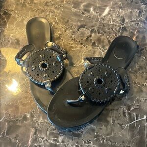Black Jelly Sandals with Decorative Medallion